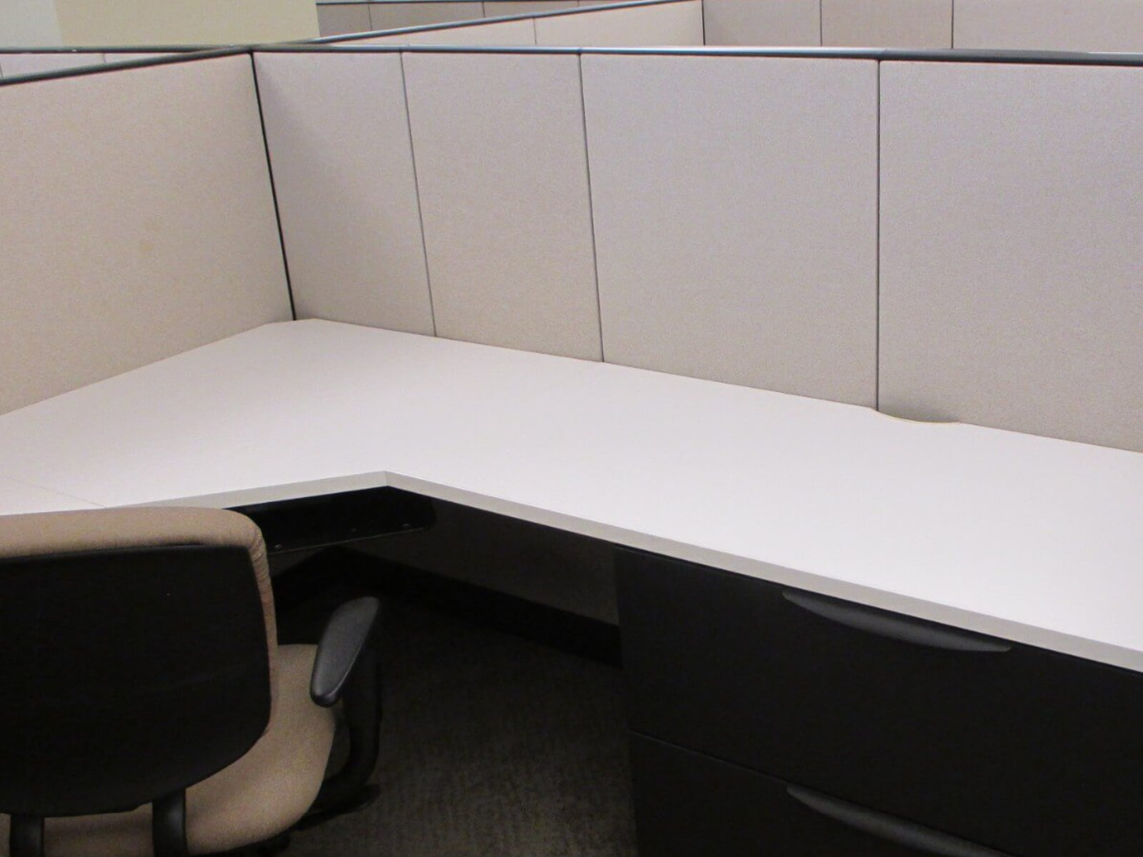 Used cubicles haworth premise 050817 ji1c